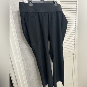 Liz Lange Black Maternity Bootcut Pants - Size 16